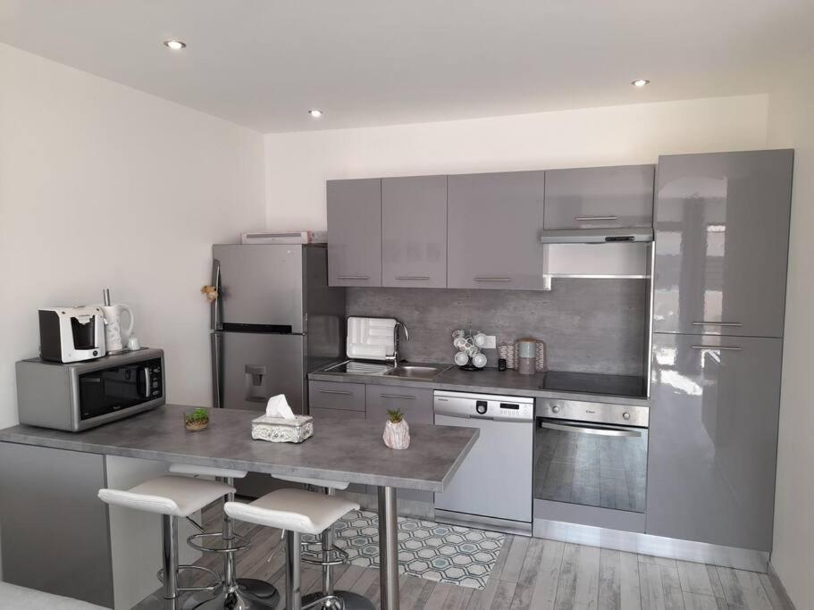 Belle Maison Neuve A 15 Min De Bordeaux Et 35 Min ซิสตาส ภายนอก รูปภาพ