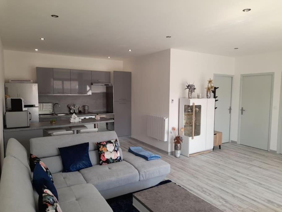 Belle Maison Neuve A 15 Min De Bordeaux Et 35 Min ซิสตาส ภายนอก รูปภาพ